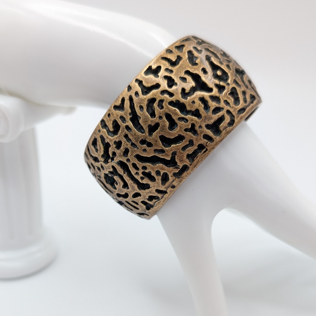 Low Luv X Erin Was So. Textured Brass Cuff Bracelet